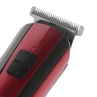 Набор для стрижки Centek CT-2133 (Red) 4 насадки, 4 гребня, база с подзарядкой
