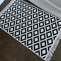 Коврик для в/к DEKOTEX KILIM GOLD из 1шт 60х120см U59631 (черный-серый) 1/40