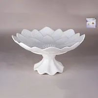 Блюдо на ножке 36х36х17см 9011