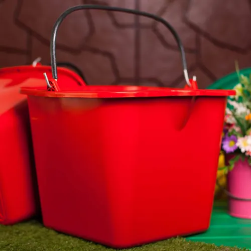 Vedro sadovoe tsvetnoe PlastiKo kvadratnoe 16 l_1