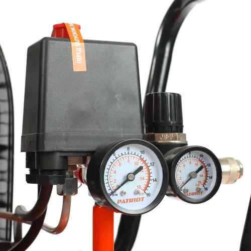 Kompressor Patriot porshnevoj remennoj PTR 50-450A, 450 l/min, 10 bar, 2200 Vt, 50 l, bystrosemnyj 1_4