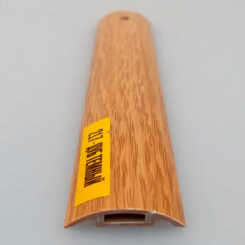 Porog s montazhnym kanalom 42mm 1,6m 