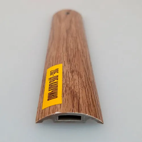 Porog s montazhnym kanalom 42mm 1,6m 