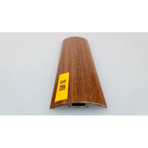 Porog s montazhnym kanalom 36mm 0,9m 