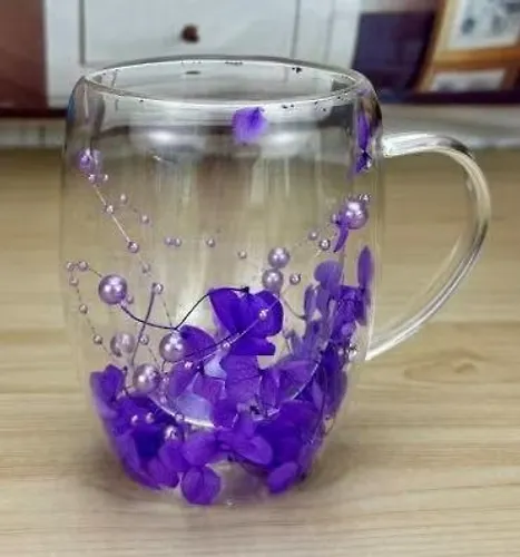 Kruzhka s dvojnymi stenkami s tsvetami i businami fioletovaya 350 ml art.MFK21208_1