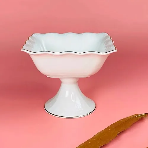Kvadratnaya konfetnitsa 15sm na nozhke AGATA v pod.up.(h12)Farfor art.102-147_1