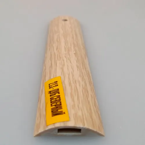 Porog s montazhnym kanalom 42mm 0,9m 