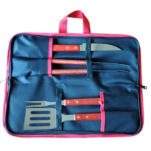 Nabor barbekyu 4 predmeta (vilka, nozh, schiptsy, lopatka) v futlyare 2K-615 art.2K-615_1
